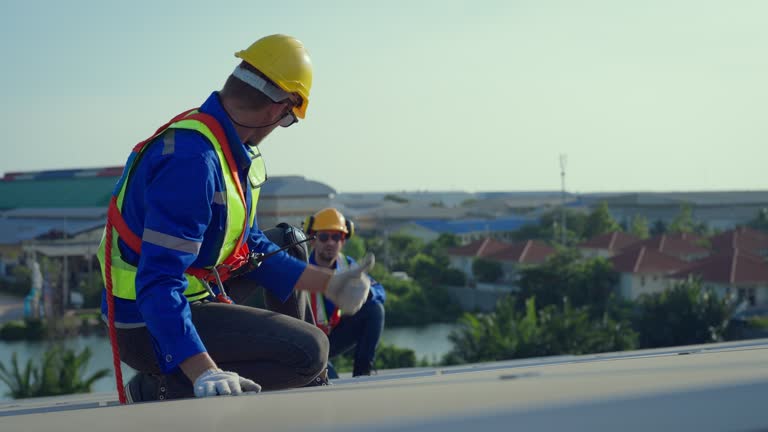 Best Roof Ventilation Installation  in Kings Point, NY